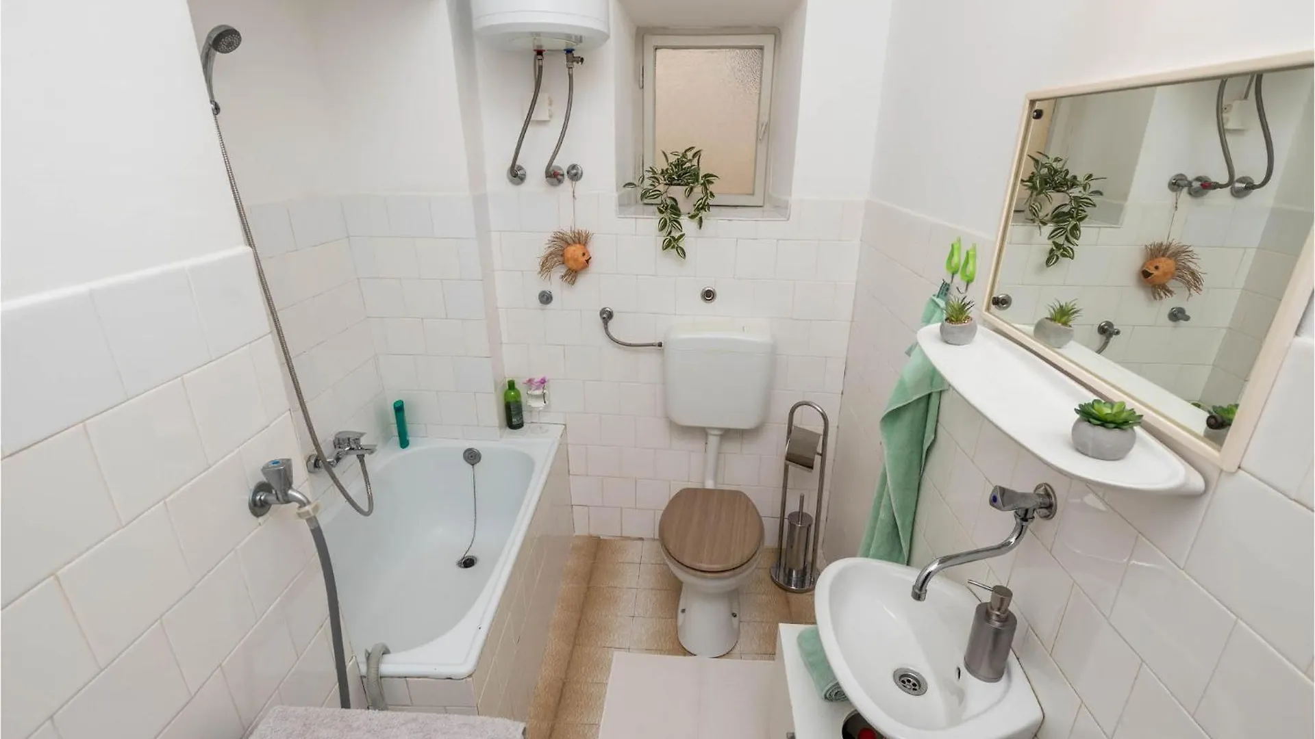 Nice Apartment In Mali Losinj With Wifi